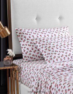 Betsey Johnson Unisex Tiny Pink Roses Queen Sheet Set Multi Accessories X2J0V4401 Betsey Johnson Jewelry